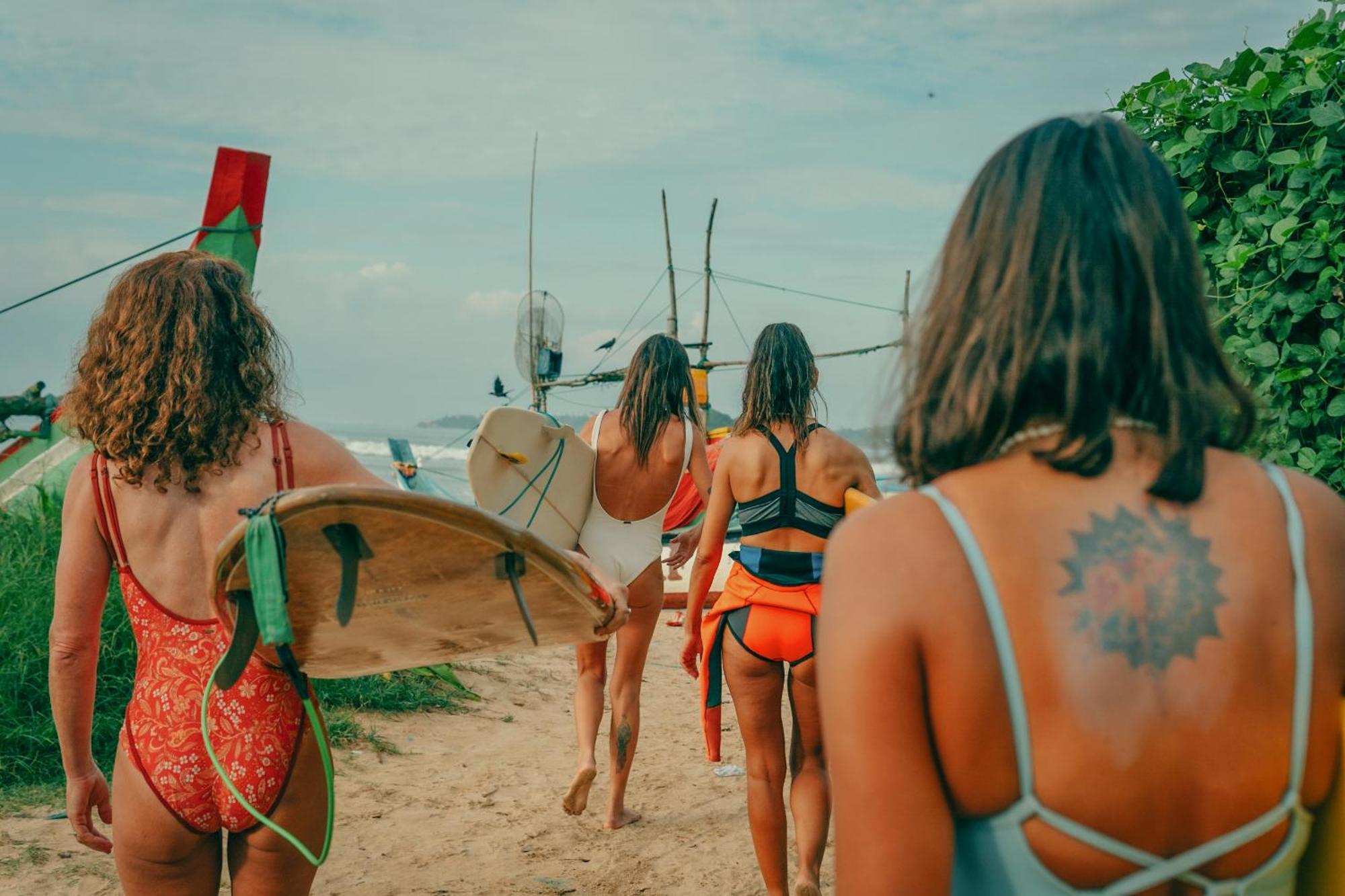 Bed and Breakfast Lucky'S Surf Camp Велігама Екстер'єр фото