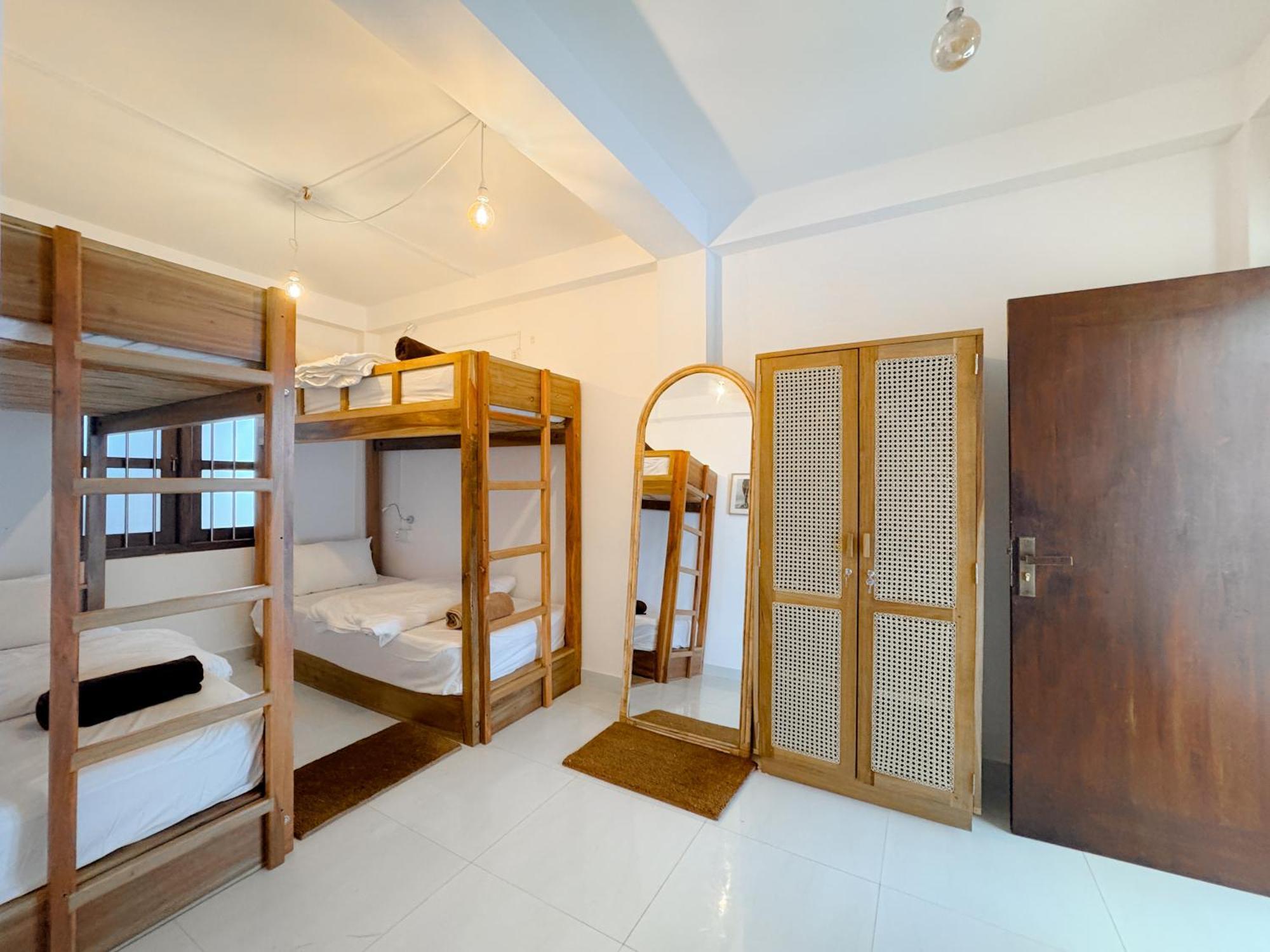 Bed and Breakfast Lucky'S Surf Camp Велігама Екстер'єр фото