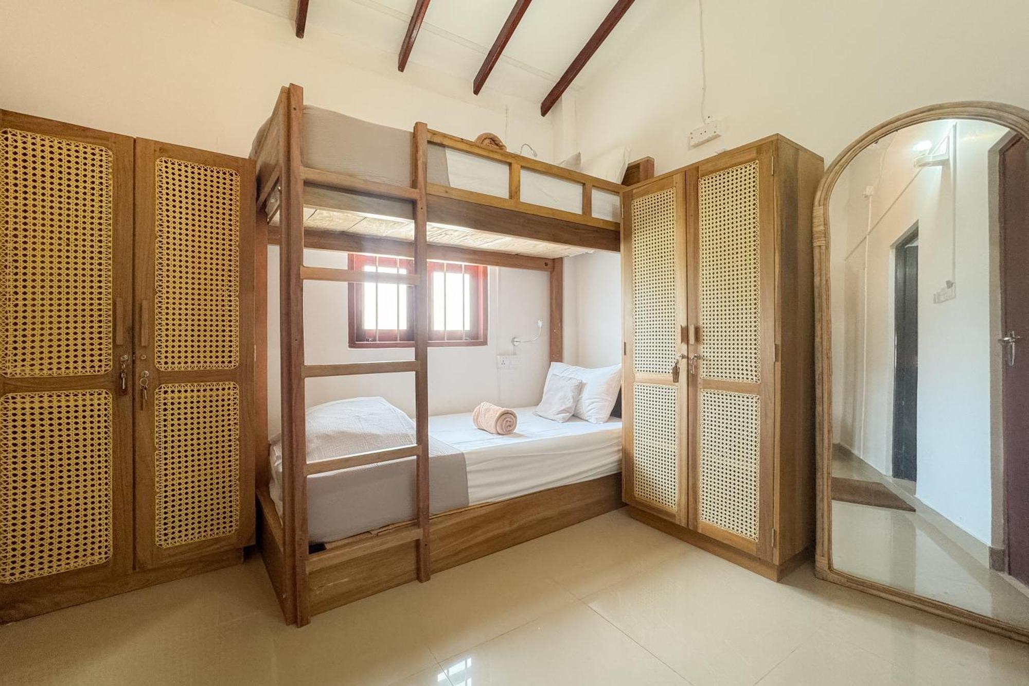 Bed and Breakfast Lucky'S Surf Camp Велігама Екстер'єр фото