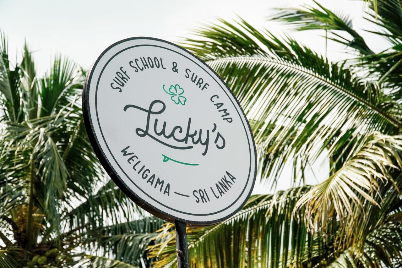 Bed and Breakfast Lucky'S Surf Camp Велігама Екстер'єр фото